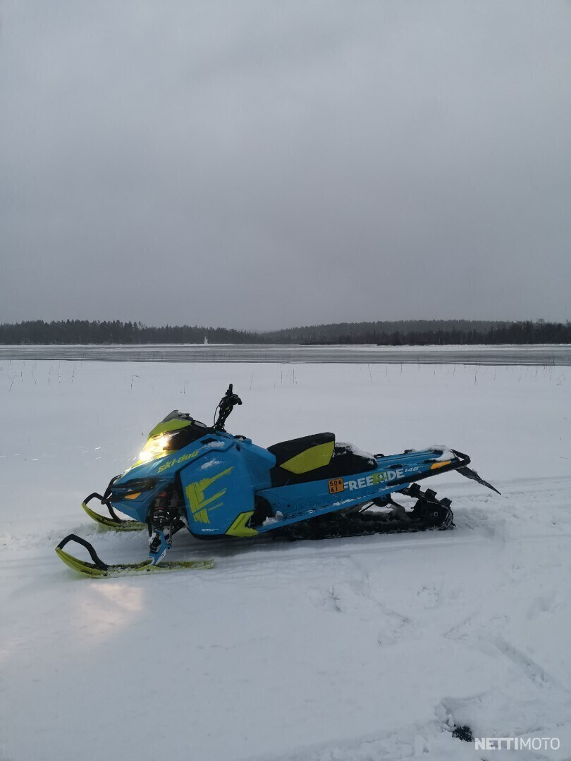 Ski-Doo Freeride