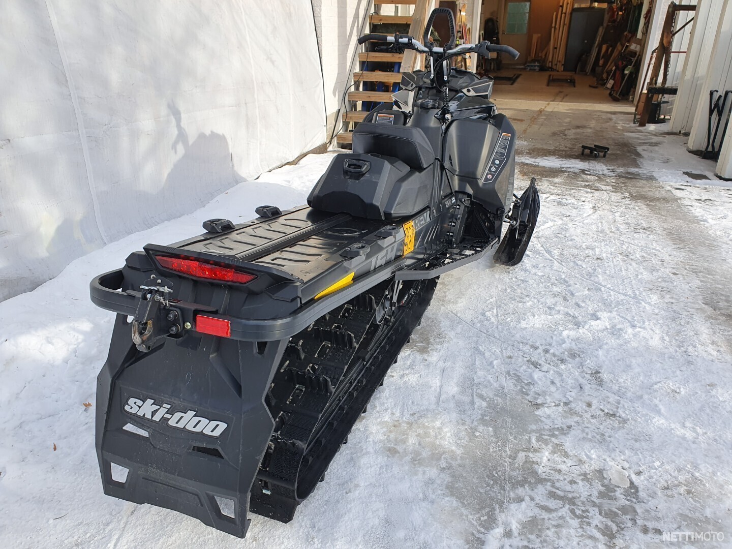 Ski-Doo Summit