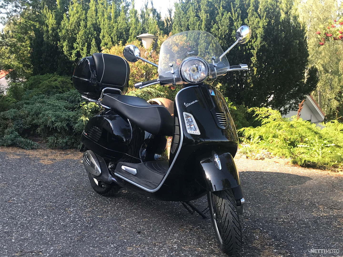 Vespa GTS