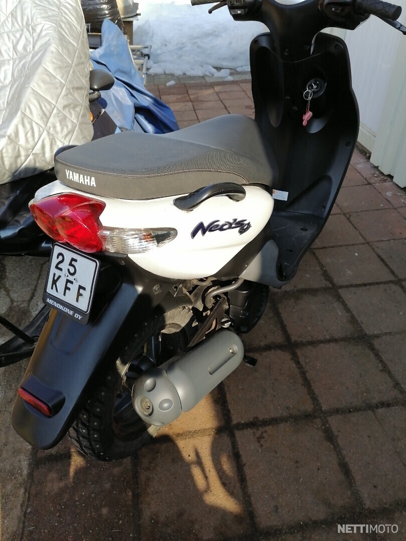 Yamaha Neos