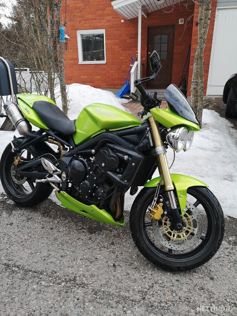 Triumph Street Triple