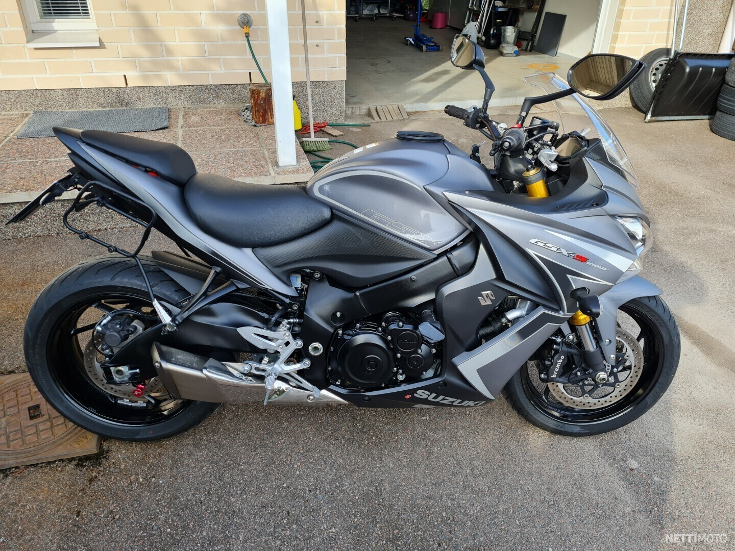 Suzuki GSX-S