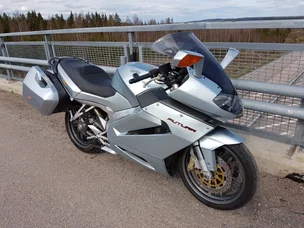 Aprilia RST