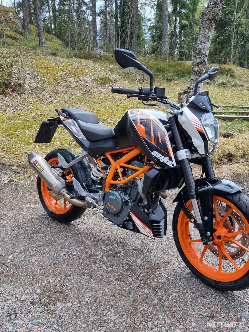 KTM 390