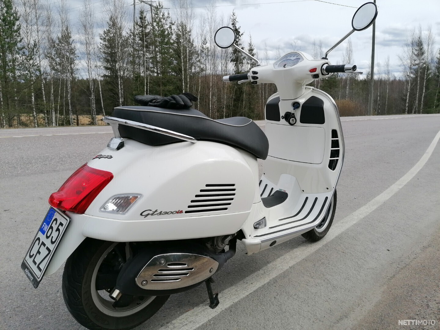 Vespa GTS