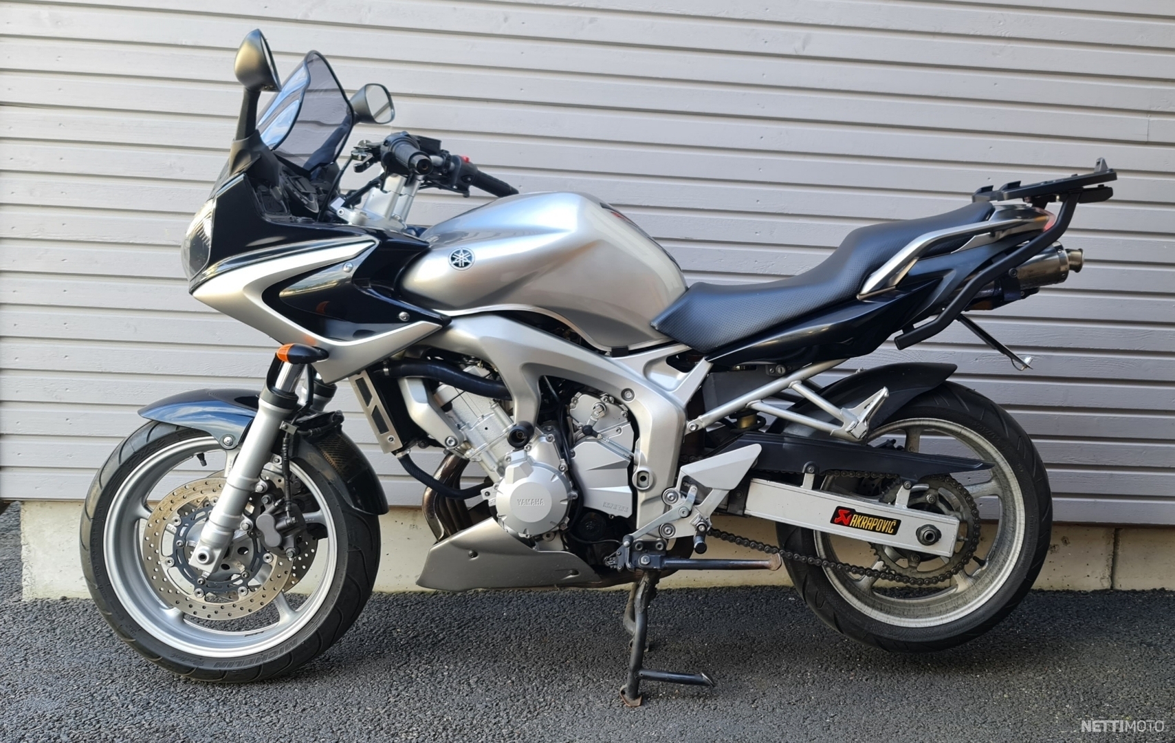 Yamaha FZ6-S