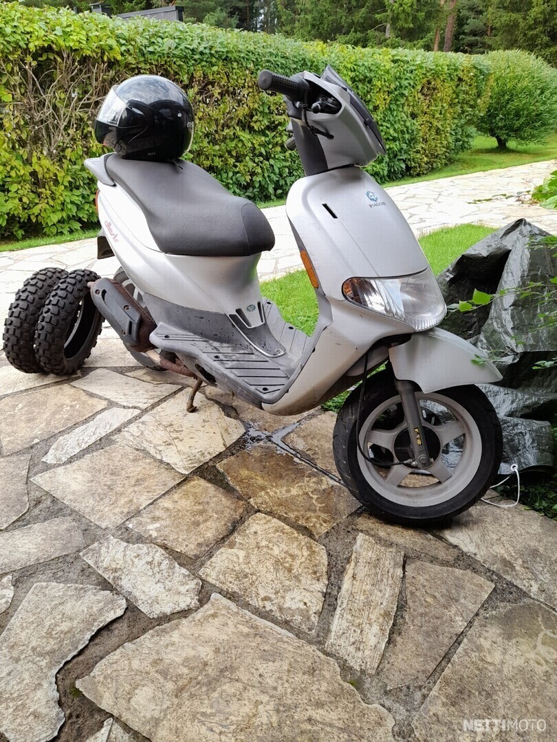 Piaggio Diesis