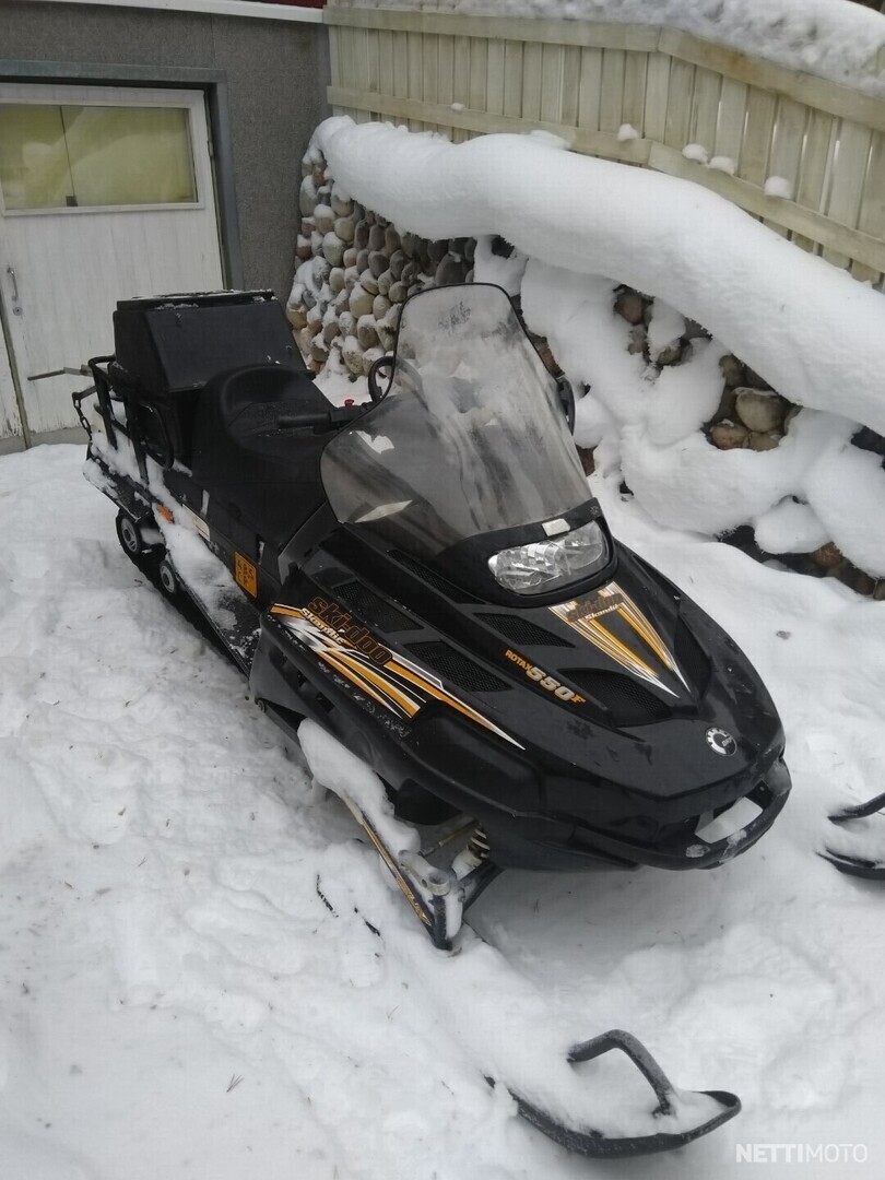 Ski-Doo Skandic