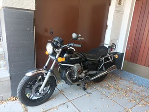 Moto Guzzi V35