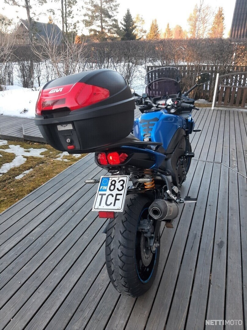 Yamaha FZ8-S