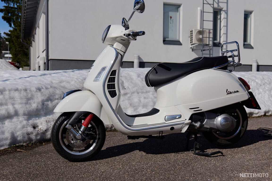 Vespa GTS