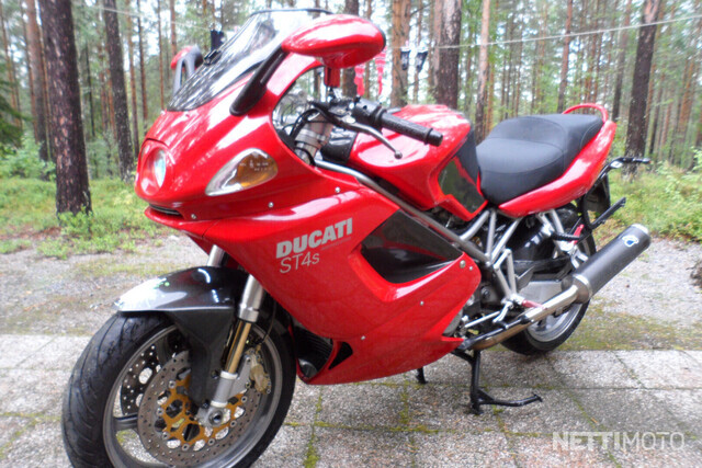 Ducati ST4