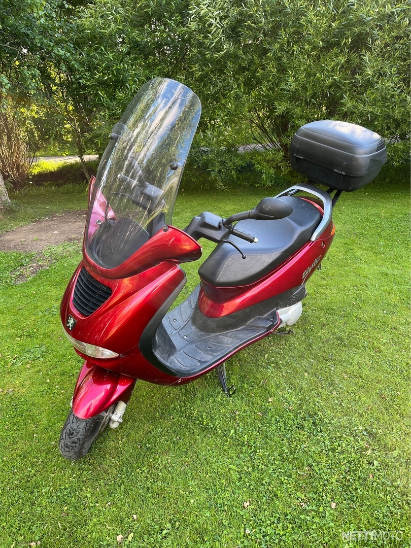 Peugeot Elyseo Arvostelut motosta Lue käyttäjien motoarvostelut