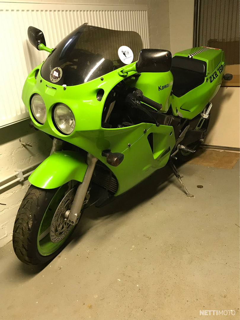 Kawasaki ZXR