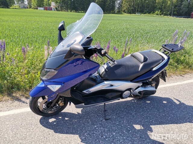 Yamaha T-Max