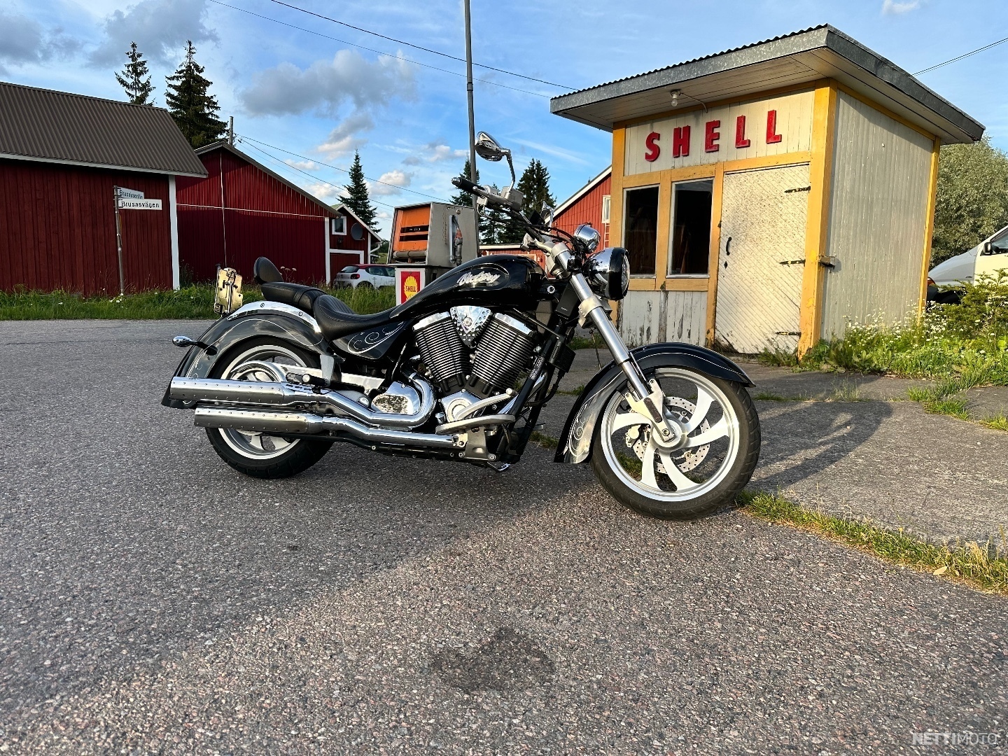 Victory Hammer 8 Ball