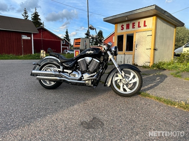 Victory Hammer 8 Ball