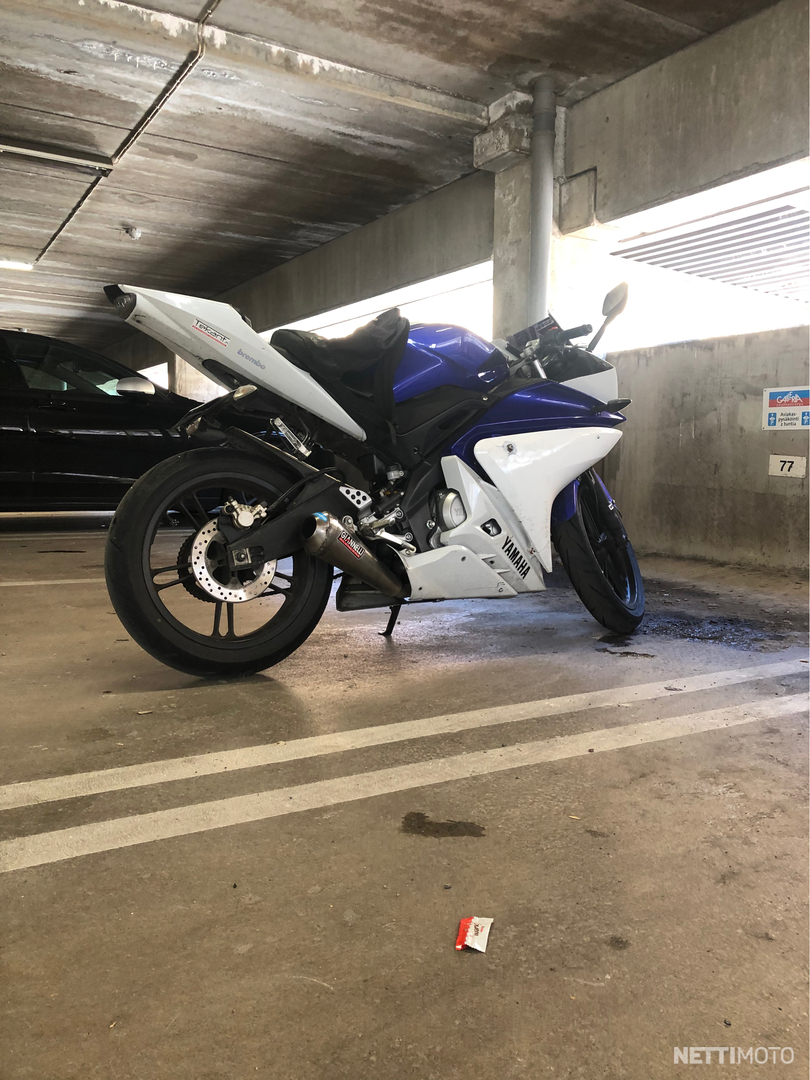 Yamaha YZF-R