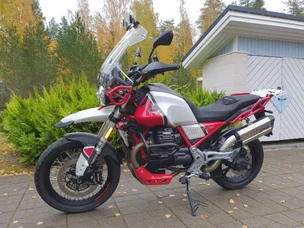 Moto Guzzi V85