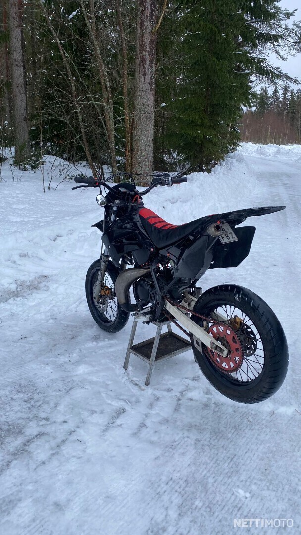 MH Motorcycles FuriaMax