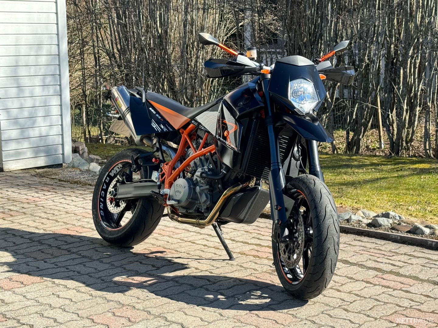 KTM 950