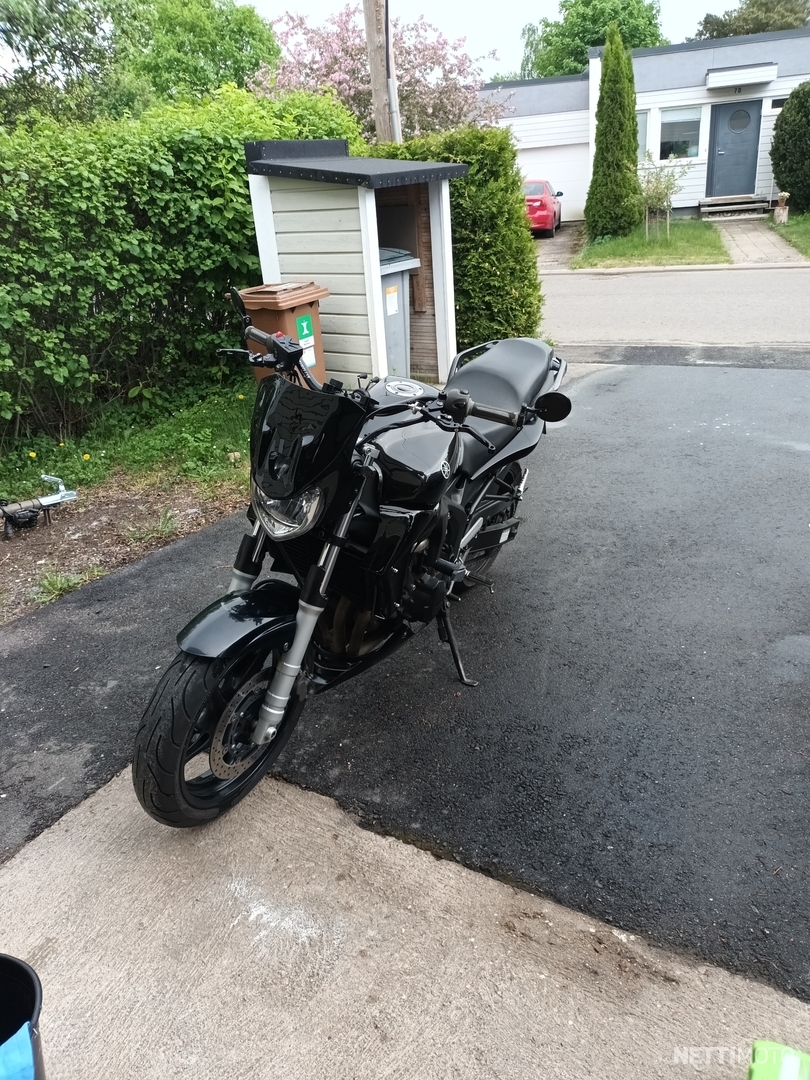 Yamaha FZ6-N