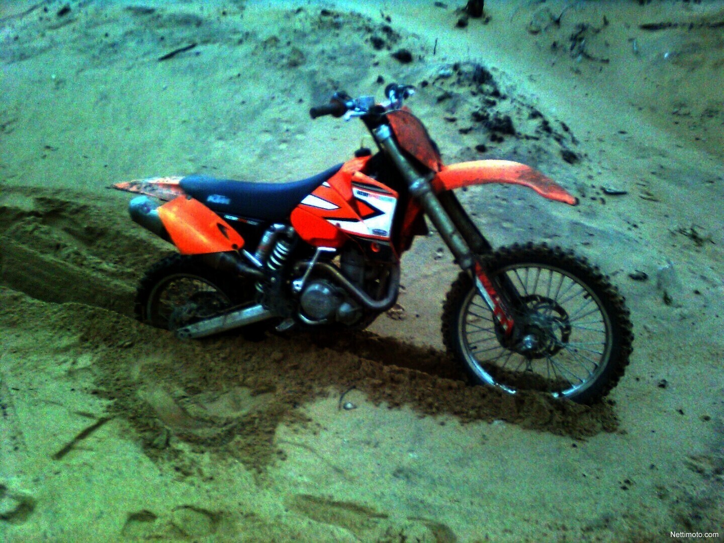 KTM 525