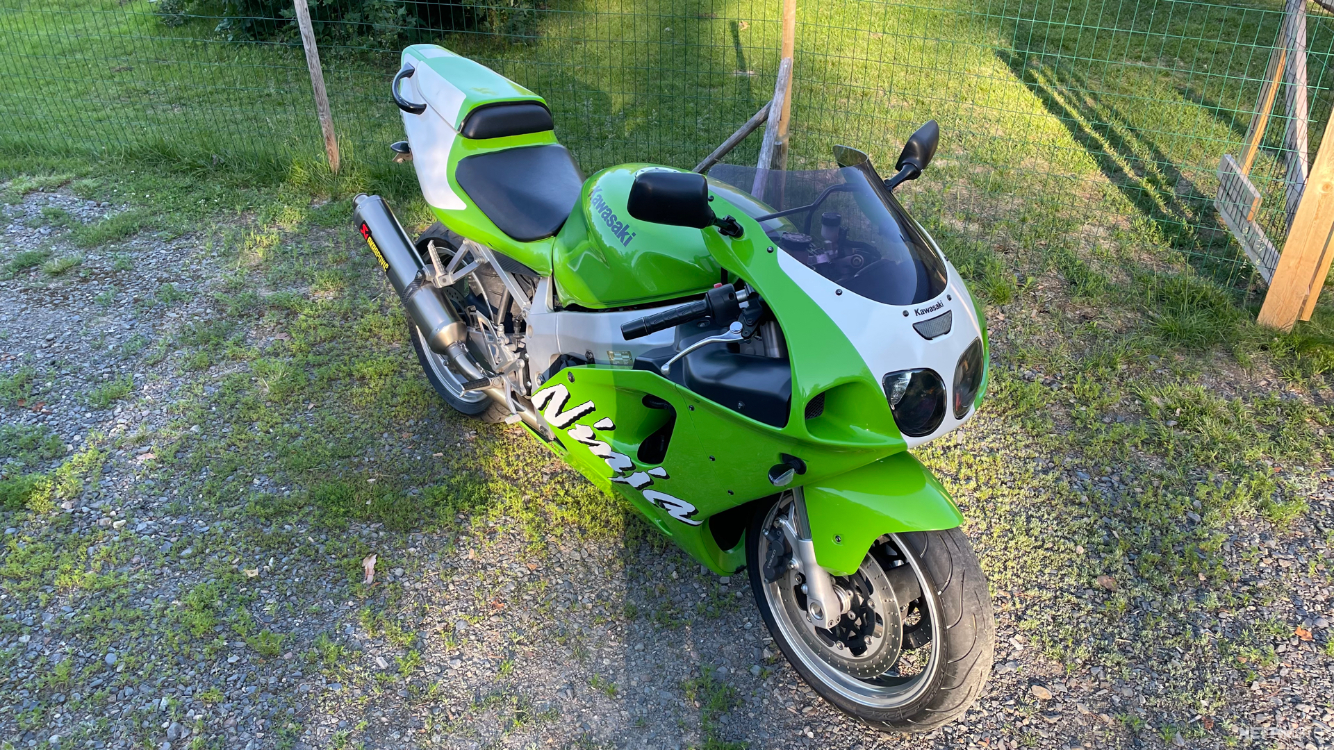 Kawasaki ZX-7R