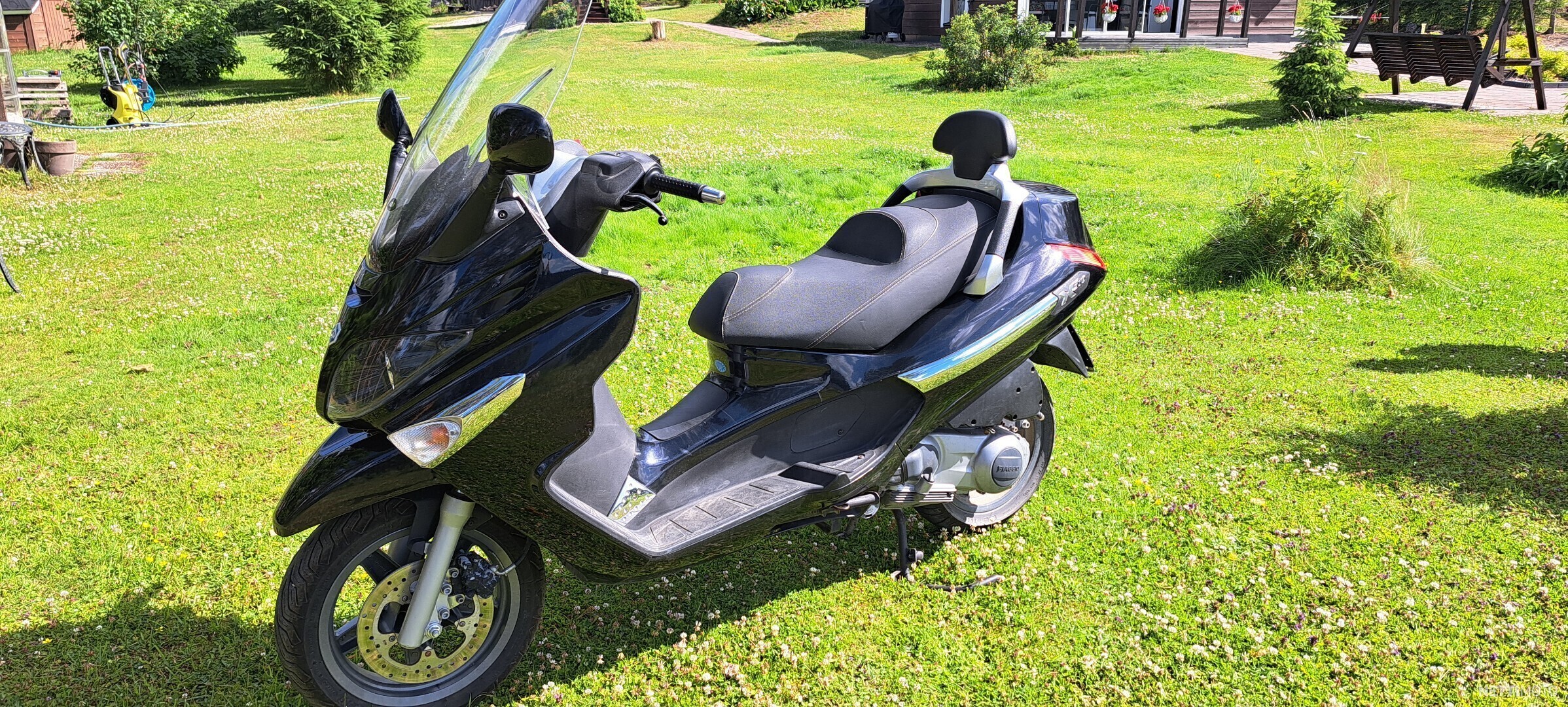 Piaggio Xevo