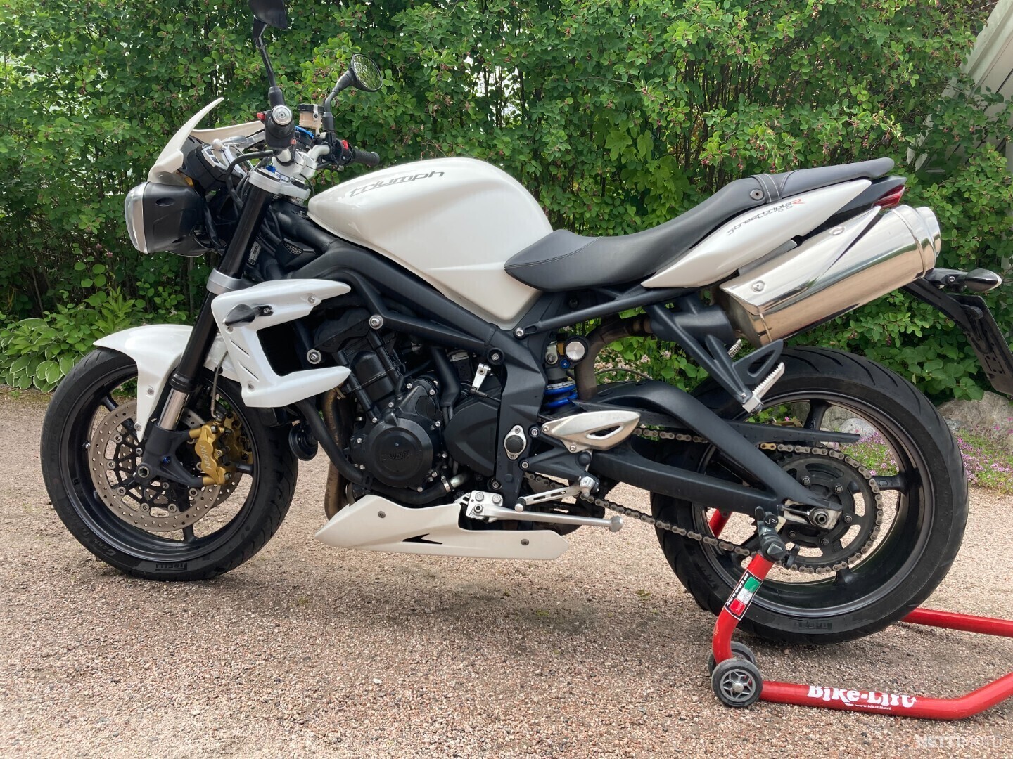 Triumph Street Triple