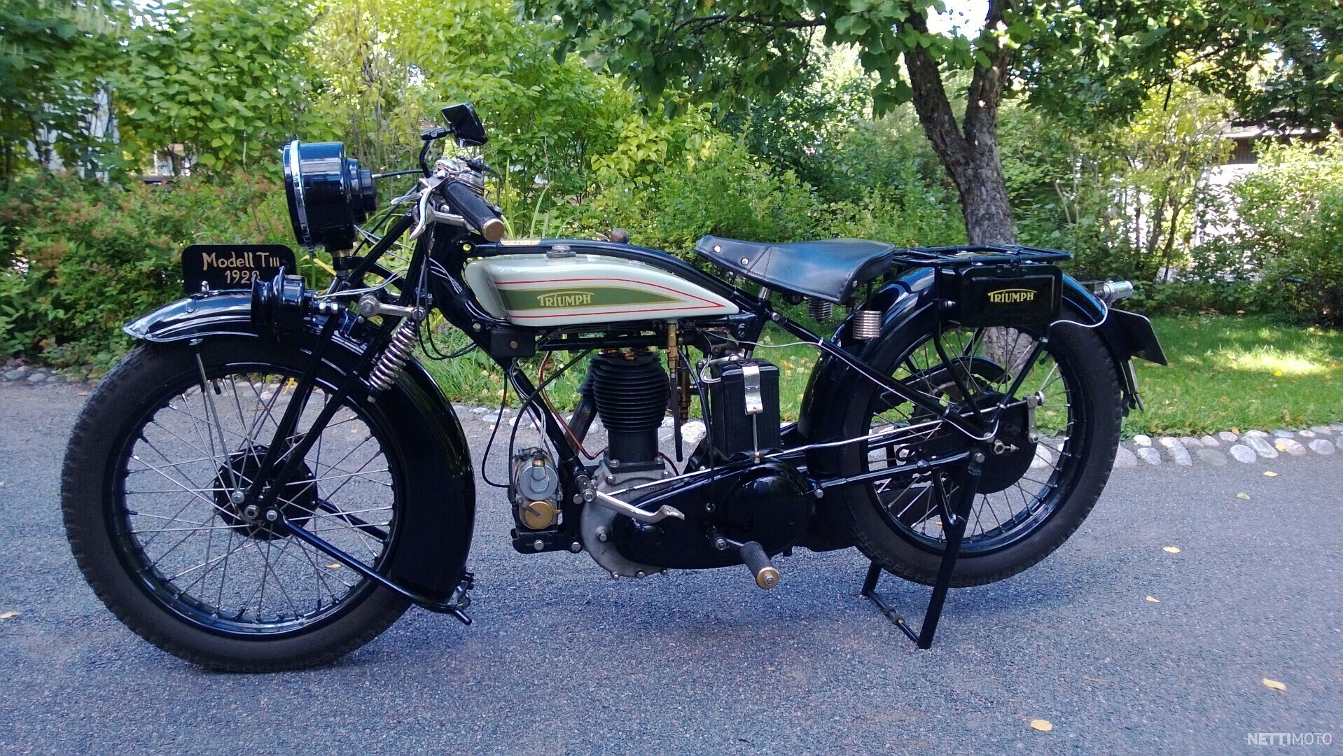 Triumph Modell T III