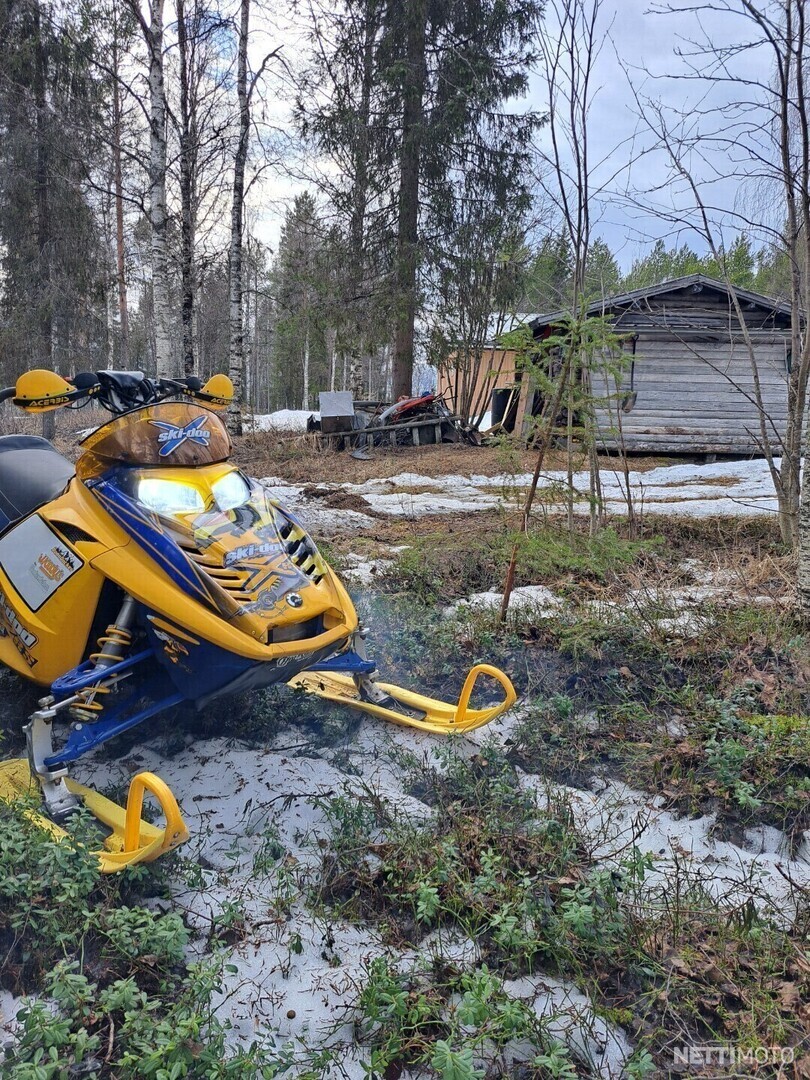 Ski-Doo MX Z