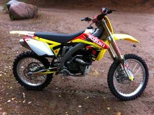 Suzuki RM-Z