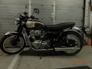 Kawasaki W