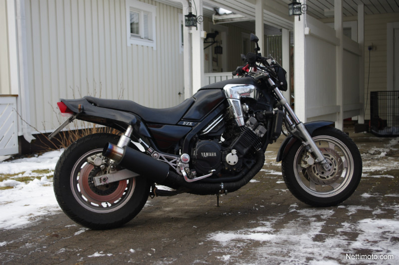 Yamaha FZX