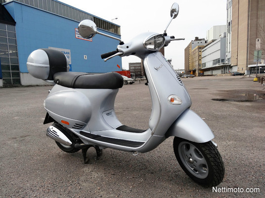 Vespa ET4