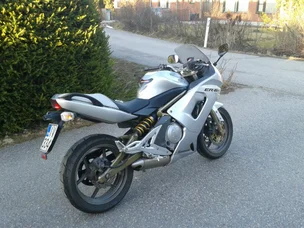 Kawasaki ER-6f