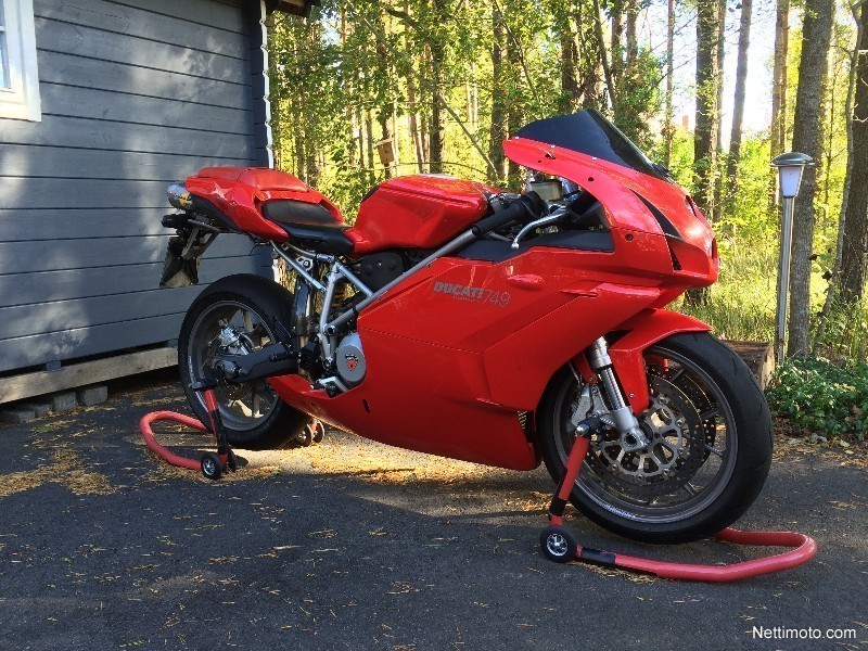 Ducati 749
