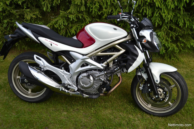 Suzuki SFV 650 Gladius
