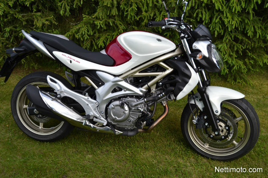 Suzuki SFV 650 Gladius