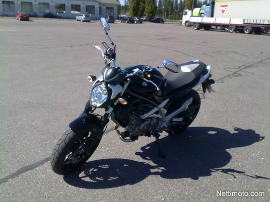 Suzuki SFV 650 Gladius
