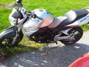 Suzuki GSR