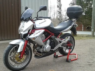 Kawasaki ER-6n