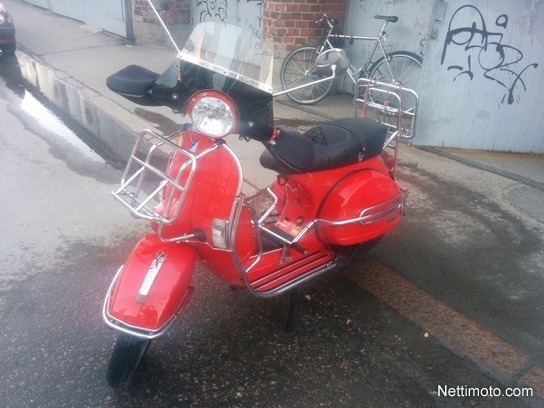 Vespa PX