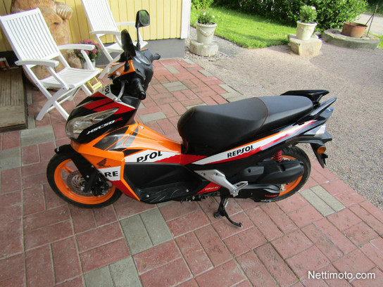 Honda NS