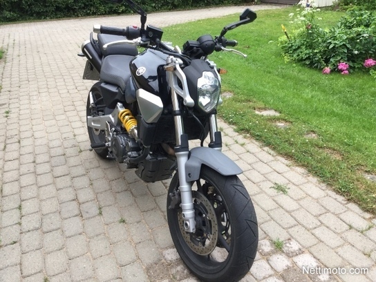 Yamaha MT-03