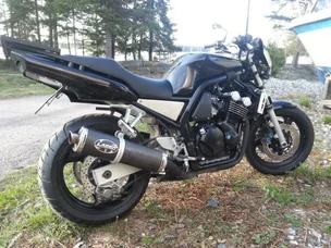 Yamaha FZS