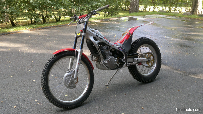 Montesa Cota