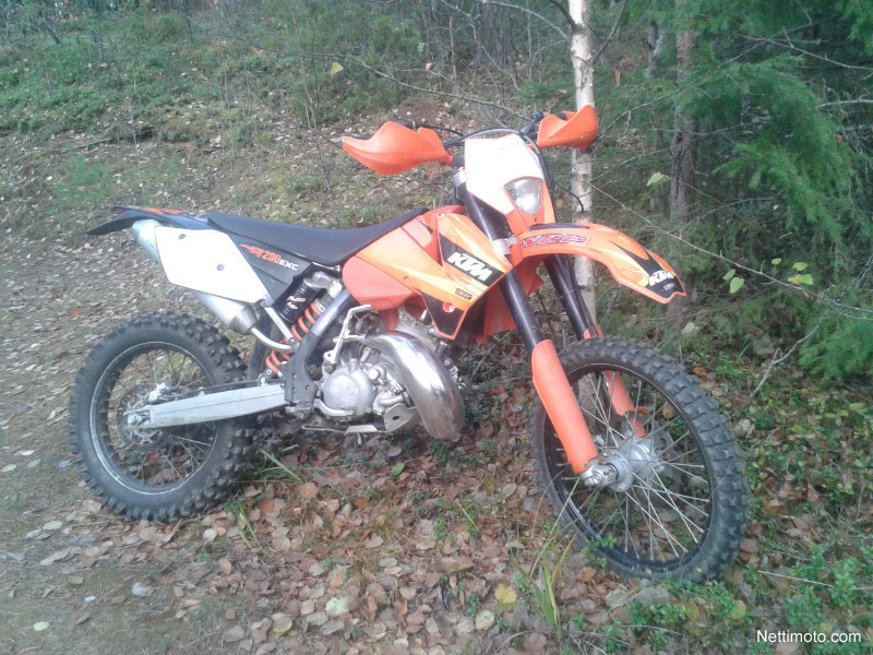 KTM 200
